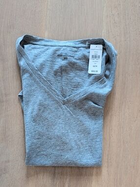 NWT..L.L. Bean Signature Soft Heather Gray Tee.